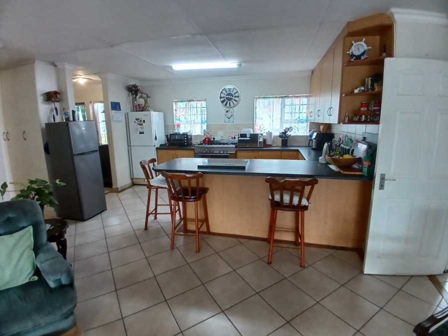 3 Bedroom Property for Sale in Fraaiuitsig Western Cape